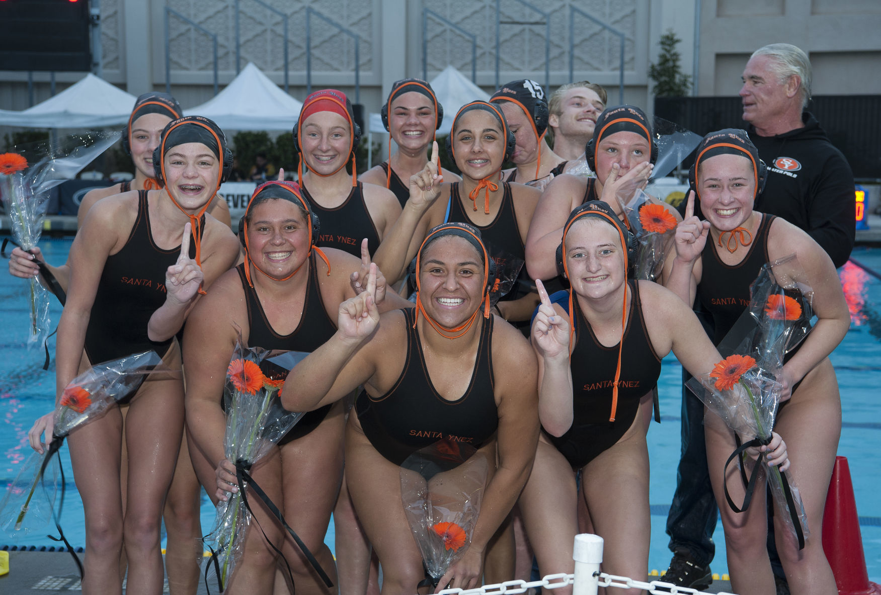 0225_SANTAYNEZGIRLSWATERPOLO-01.JPG